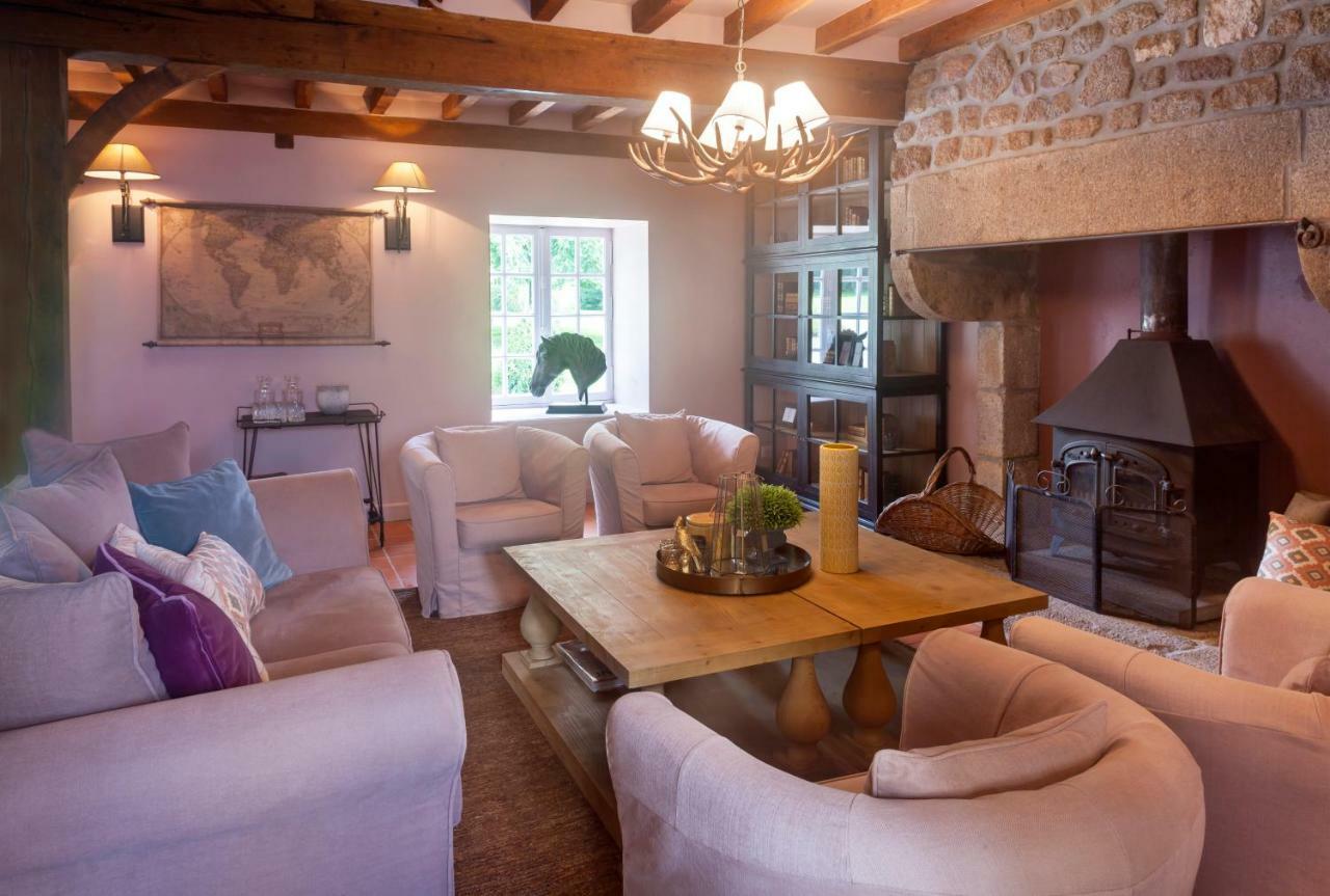 Manoir De La Porte Hotel Sainte-Pience Kültér fotó